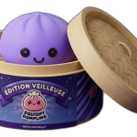 Las Luces Nocturnas — dumpling squishy en su caja de vapor de bambú