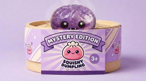 Squishy Dumpling Mystery Halloween Caja Sorpresa en su cesta de vapor de bambú