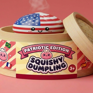 Squishy Dumpling USA Bandera Americana en su cesta de vapor de bambú