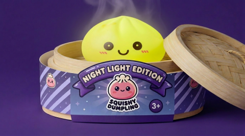Dumpling Squishy Luz Nocturna Amarillo Sol en su cesta de vapor de bambú
