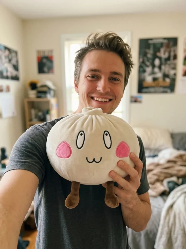 Giant Dumpling Squishy Cara Feliz cerca de la cara
