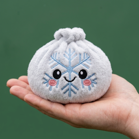 Snowflake Dumpling Squishy Invierno en la mano, tamaño real